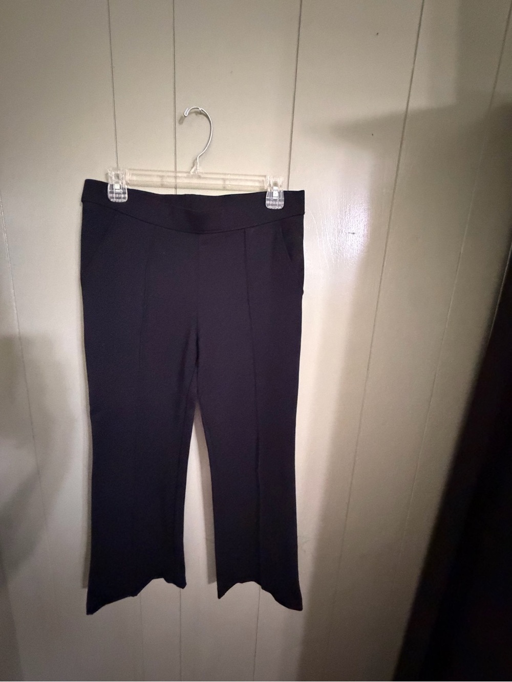 Time and Tru Black Cropped Ankle Pants